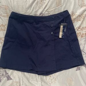 short skirt